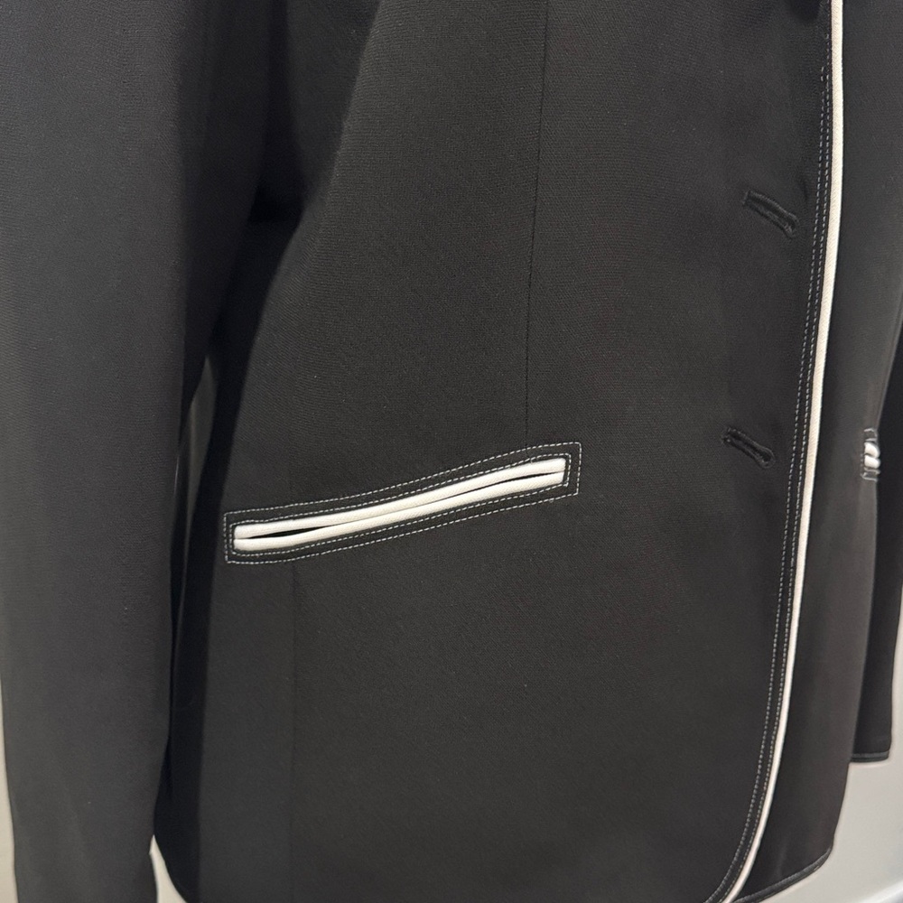 Oscar de la Renta Black Blazer with Off-White Piping – Size 14 - Picture 8 of 12